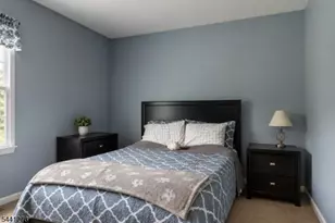 4 Foxchase Rd, White Township, NJ 07863 - Photo 24
