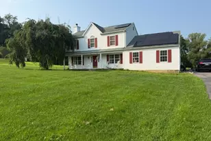 4 Foxchase Rd, White Township, NJ 07863 - Photo 2