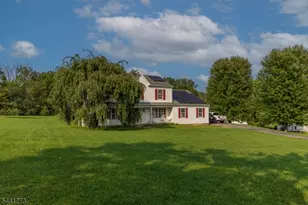 4 Foxchase Rd, White Township, NJ 07863 - Photo 2