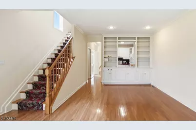 427 Hartford Drive, Nutley, NJ 07110 - Photo 8