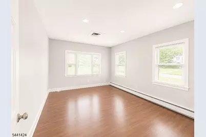 281 E Main St, Somerville, NJ 08876 - Photo 18