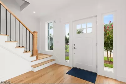 21 Woodruff Ct, New Providence, NJ 07974 - Photo 2