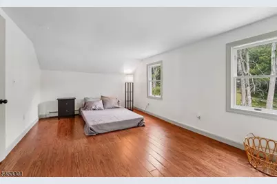 135 Millbrook Rd, Hardwick Township, NJ 07825 - Photo 16