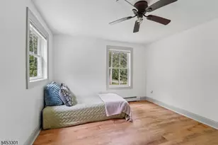 135 Millbrook Rd, Hardwick Township, NJ 07825 - Photo 24