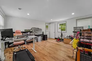 135 Millbrook Rd, Hardwick Township, NJ 07825 - Photo 14