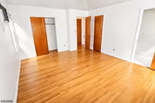 19 Village Pl, Secaucus, NJ 07094 - Photo 10