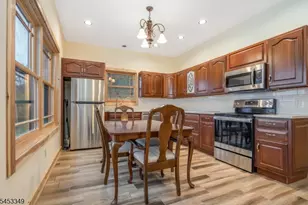 13 Johnston Dr, Bethlehem Township, NJ 08804 - Photo 8