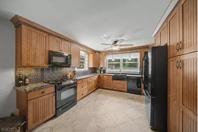 409 Ridge Road, South Brunswick Township, NJ 08810 - Photo 24
