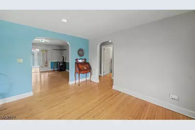 409 Ridge Road, South Brunswick Township, NJ 08810 - Photo 8