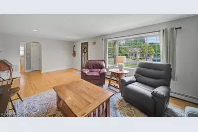 409 Ridge Road, South Brunswick Township, NJ 08810 - Photo 6