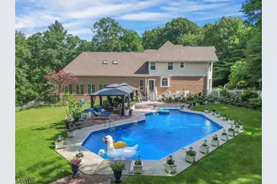 26 Green Terrace Way, West Milford, NJ 07480 - Photo 2