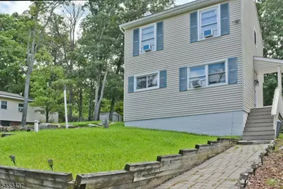 117 Vermont Trl, Hopatcong, NJ 07843 - Photo 1