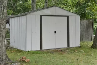 117 Vermont Trl, Hopatcong, NJ 07843 - Photo 26