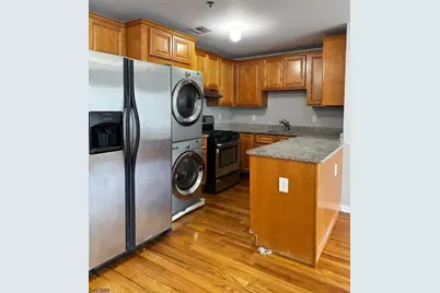 104 Luttgen Pl #5, Linden, NJ 07036 - Photo 4