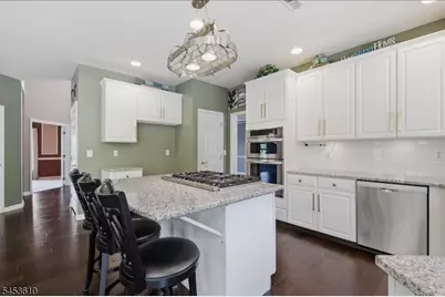 29 Old Schoolhouse Rd, Bethlehem Township, NJ 08802 - Photo 16