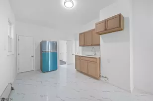 80 Wayne Ave, Paterson, NJ 07522 - Photo 18