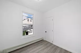 80 Wayne Ave, Paterson, NJ 07522 - Photo 20