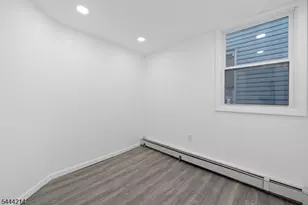 80 Wayne Ave, Paterson, NJ 07522 - Photo 12