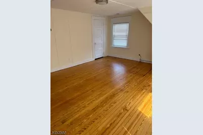 16 Summit Ave #3, Summit, NJ 07901 - Photo 2