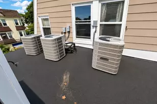93 Hopkins Pl, Irvington, NJ 07111 - Photo 12
