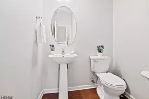 104 Birch Ct, Hanover Township, NJ 07927 - Photo 8