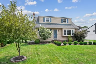 813 Raritan Ave, Manville, NJ 08835 - Photo 2