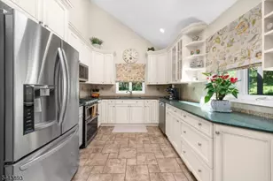 753 Vanessa Ln, Branchburg Township, NJ 08853 - Photo 10