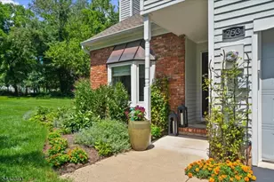 753 Vanessa Ln, Branchburg Township, NJ 08853 - Photo 4