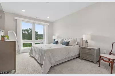 2 Vanderbilt Blvd #403, Florham Park, NJ 07932 - Photo 18