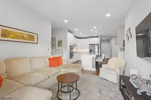 2 Vanderbilt Blvd, Florham Park, NJ 07932 - Photo 16