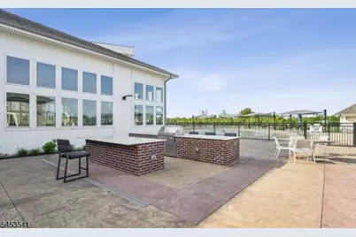2 Vanderbilt Blvd #403, Florham Park, NJ 07932 - Photo 10