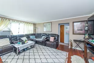20 Halsey Ave, Haledon, NJ 07508 - Photo 4