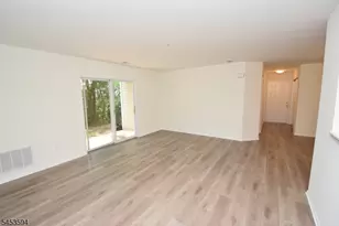 1311 King Ct, Green Brook Township, NJ 08812 - Photo 2