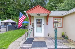 13 East St, Wanaque, NJ 07465 - Photo 32