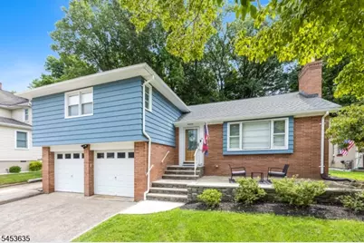 13 East St, Wanaque, NJ 07465 - Photo 2