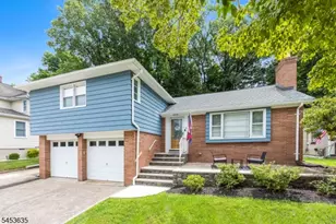13 East St, Wanaque, NJ 07465 - Photo 2