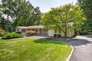 1250 Sherlin Dr, Bridgewater, NJ 08807 - Photo 2