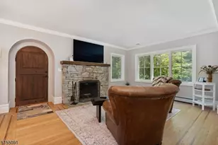 302 Mendham Rd, Mendham Township, NJ 07945 - Photo 4