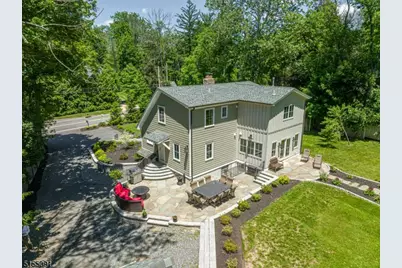 302 Mendham Rd, Mendham Township, NJ 07945 - Photo 2