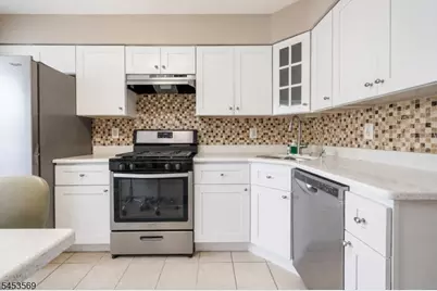 3003 North Oaks Boulevard, North Brunswick Township, NJ 08902 - Photo 10