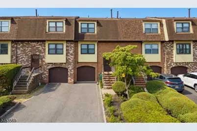 3003 North Oaks Boulevard, North Brunswick Township, NJ 08902 - Photo 2