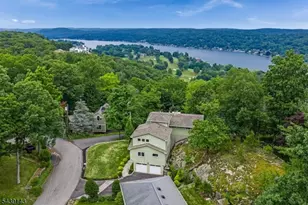 17 Cedar Falls Terrace, Sparta Township, NJ 07871 - Photo 32