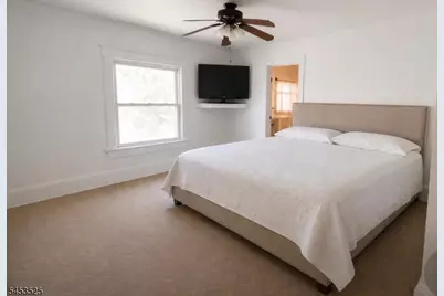 288 Paterson Ave, Little Falls Township, NJ 07424 - Photo 14