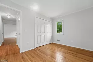4 Arbor Ct, Livingston, NJ 07039 - Photo 20