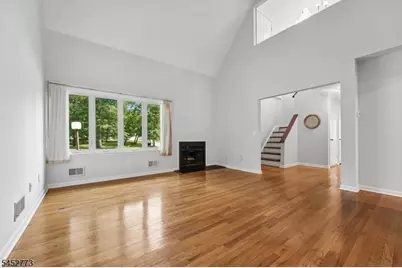 4 Arbor Ct, Livingston, NJ 07039 - Photo 10
