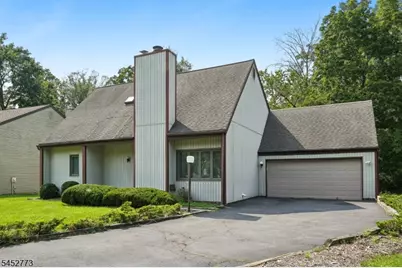4 Arbor Ct, Livingston, NJ 07039 - Photo 4