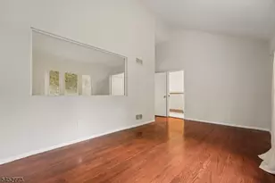 4 Arbor Ct, Livingston, NJ 07039 - Photo 28