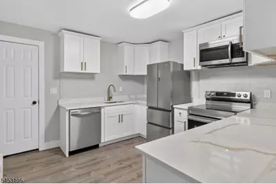 33 Grant St Unit #2, Morristown, NJ 07960 - Photo 6
