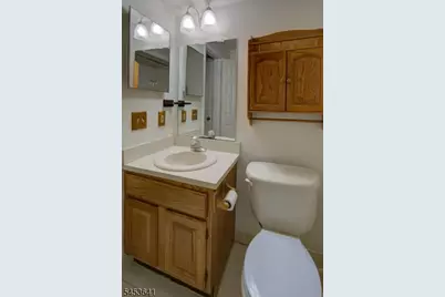 89 Jamestown Rd, Bernards Township, NJ 07920 - Photo 8