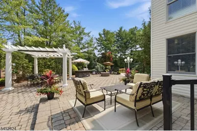 319 Valley View Cir, Freehold Township, NJ 07728 - Photo 40